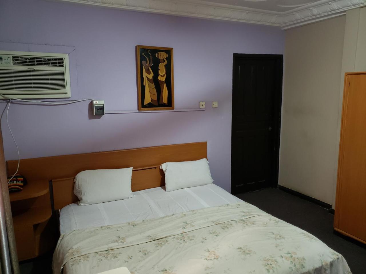 Global Summer Hotel Аккра Экстерьер фото